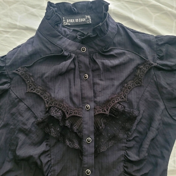 Dark in love blouse - Picture 1 of 3